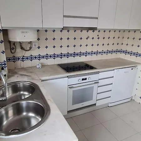403 - Oura - 2 Bedroom- Sea View Διαμέρισμα *