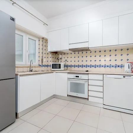 403 - Oura - 2 Bedroom- Sea View 아파트 *